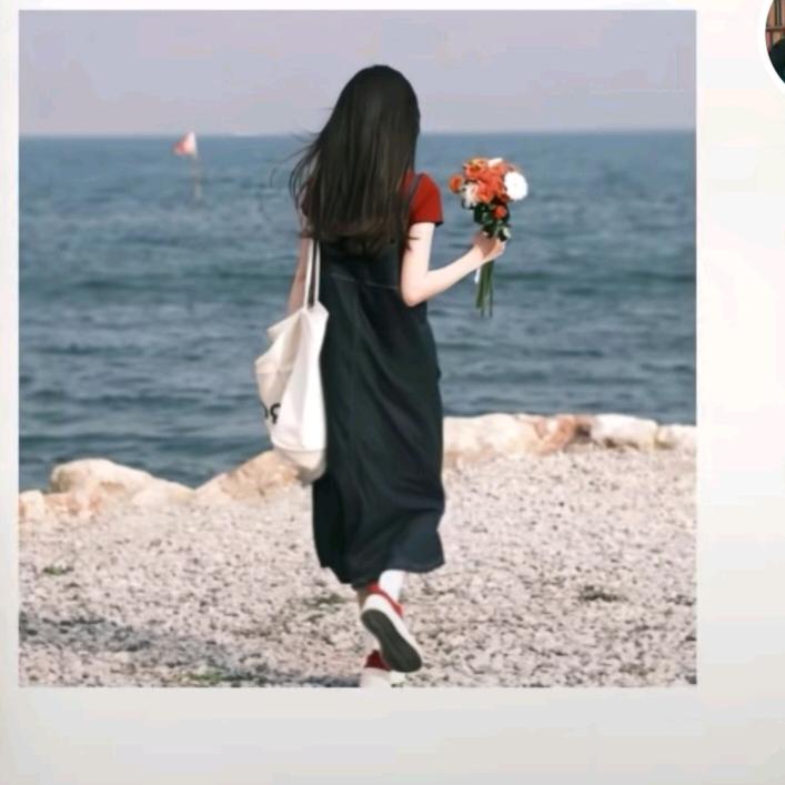 玲玲。