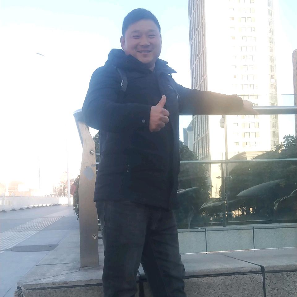 何圩小能能