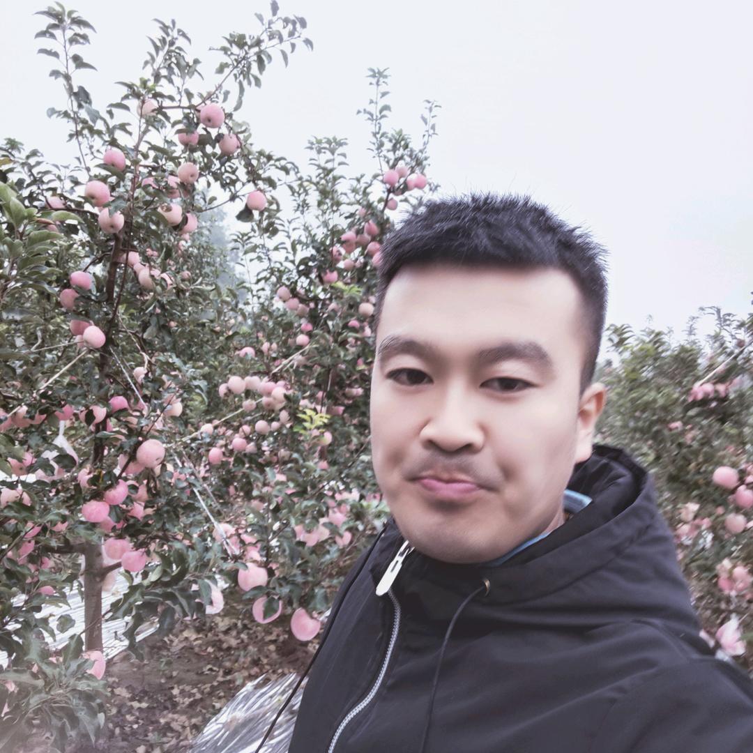 明明（小胡子徒弟）