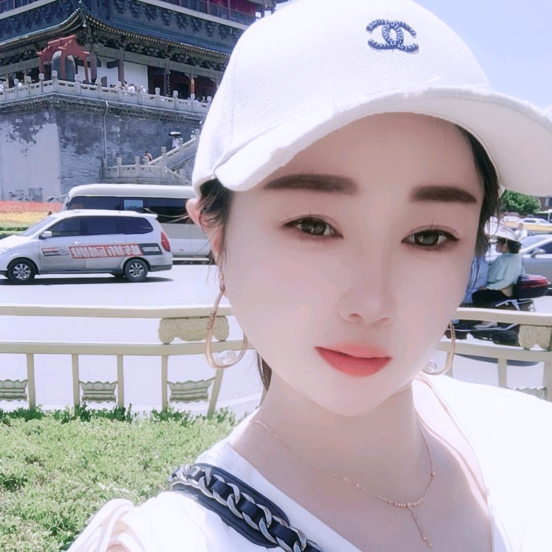 半夏半暖半倾城