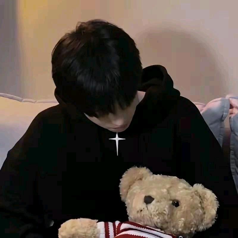 别碰我的小熊🐻
