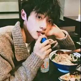 小宸😴
