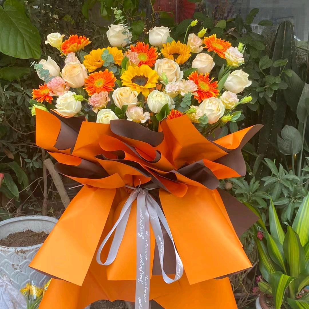 光明区的卖花姐姐