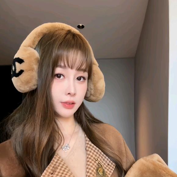 游鹿鹿【爆款穿搭】