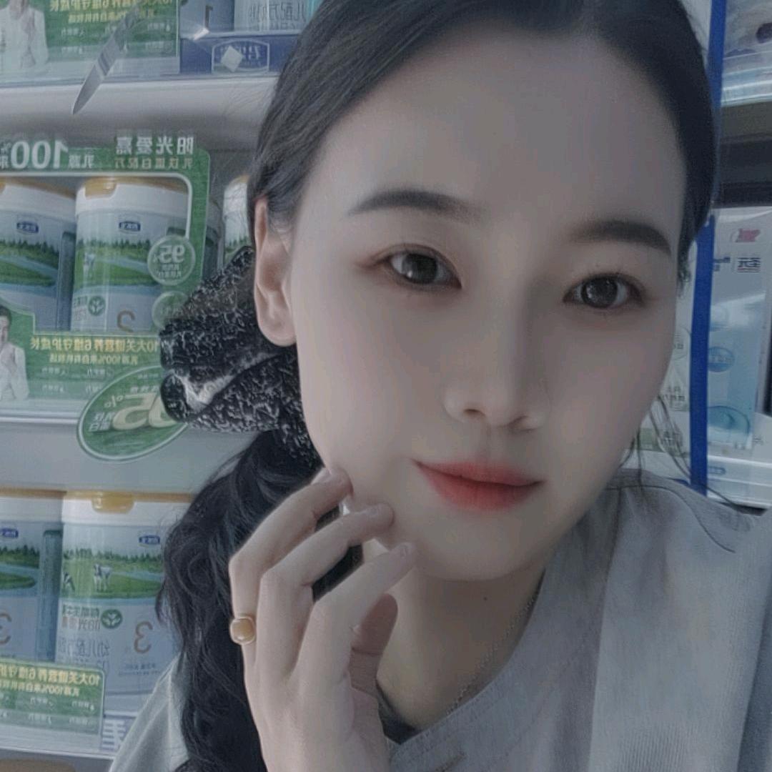 九 月