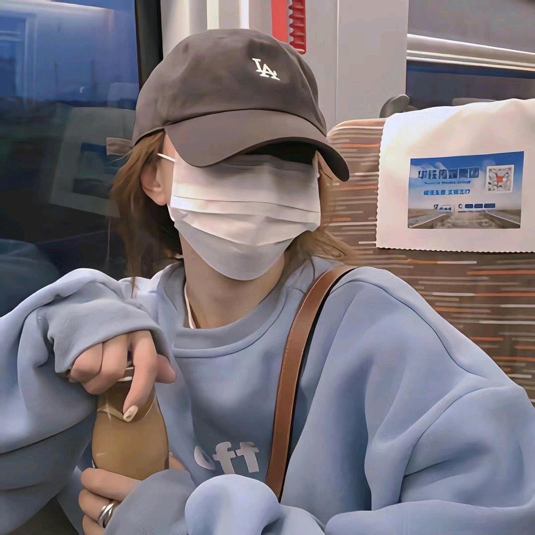 蜡笔不是小新（145斤）
