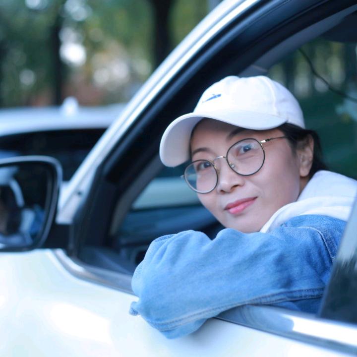 刘建梅家庭教育