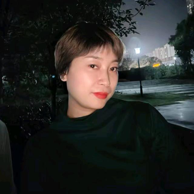 孞