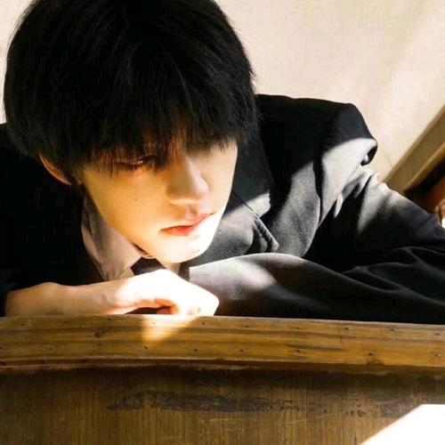 ℋᵅᵖᵖᵞ♡ᵕ̈H