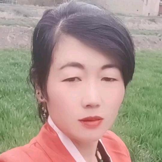 刚足拉母