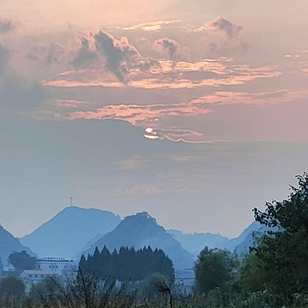 夏末的晨曦