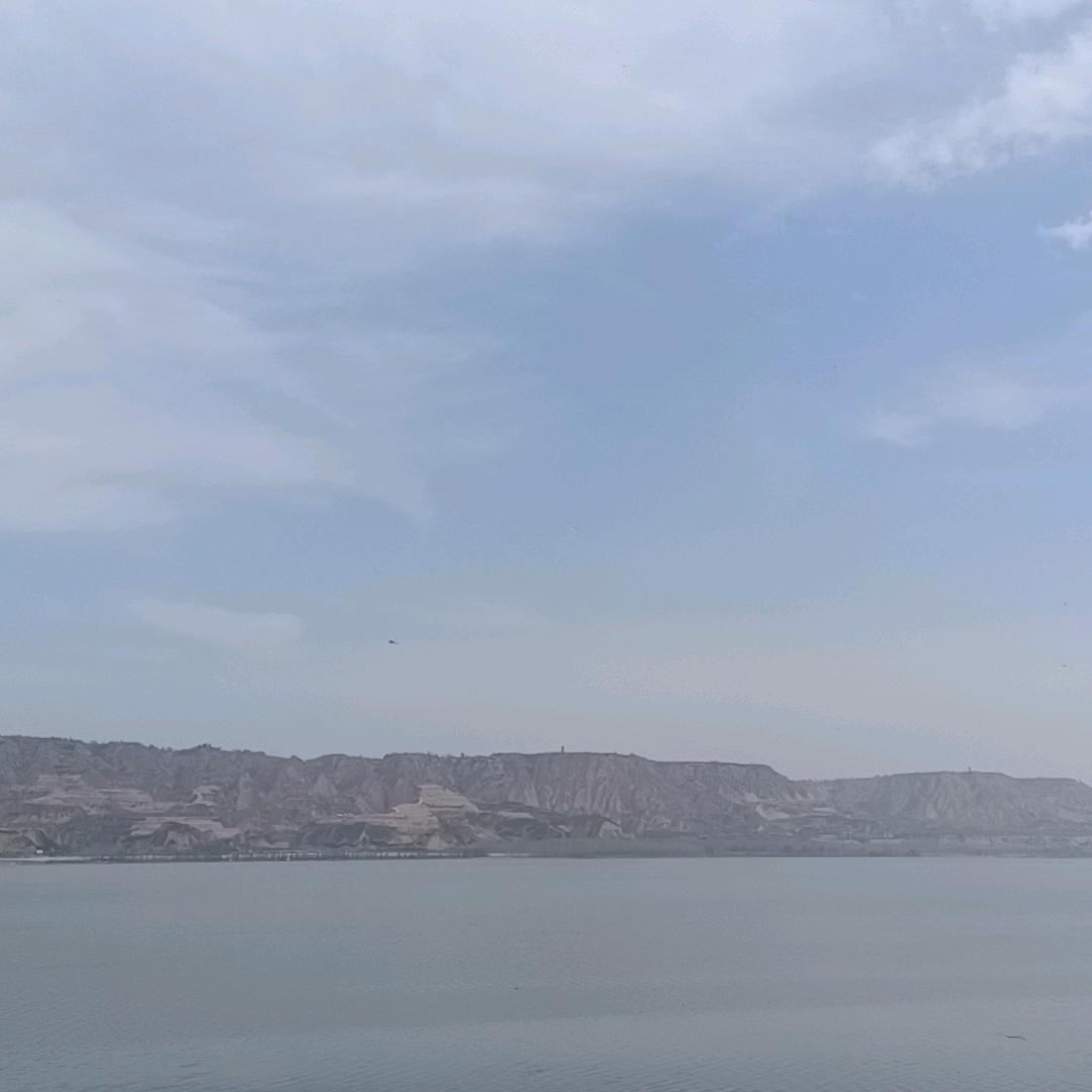 爱喝酒的大学生