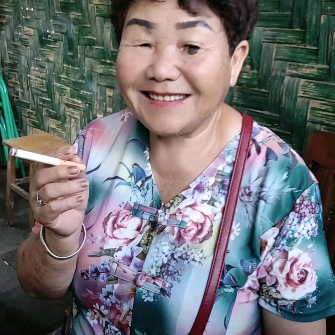 あ不酷也不帅あ