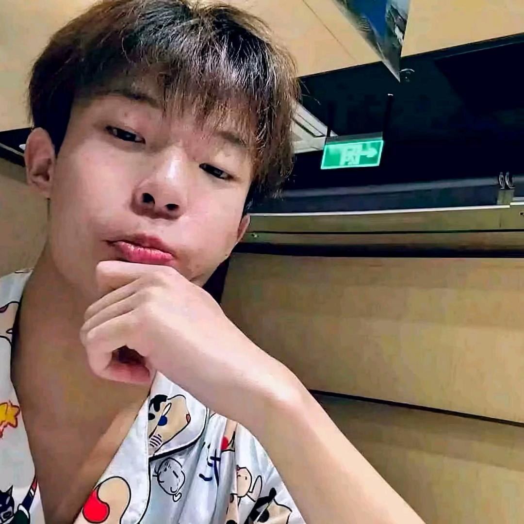 判鑫ᴾ❛˓◞˂̵✧