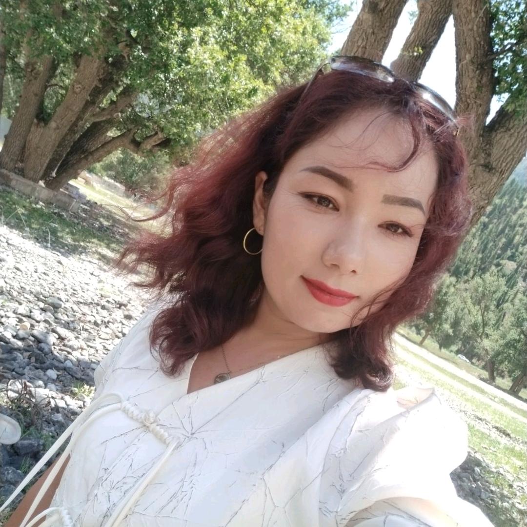 M ♥👨‍👩‍👧‍👦 A