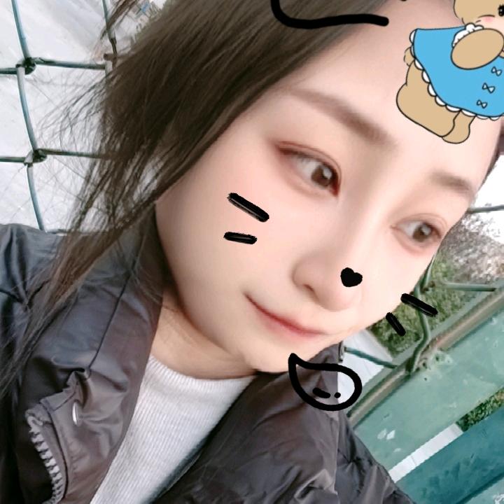 女王欣呀✨