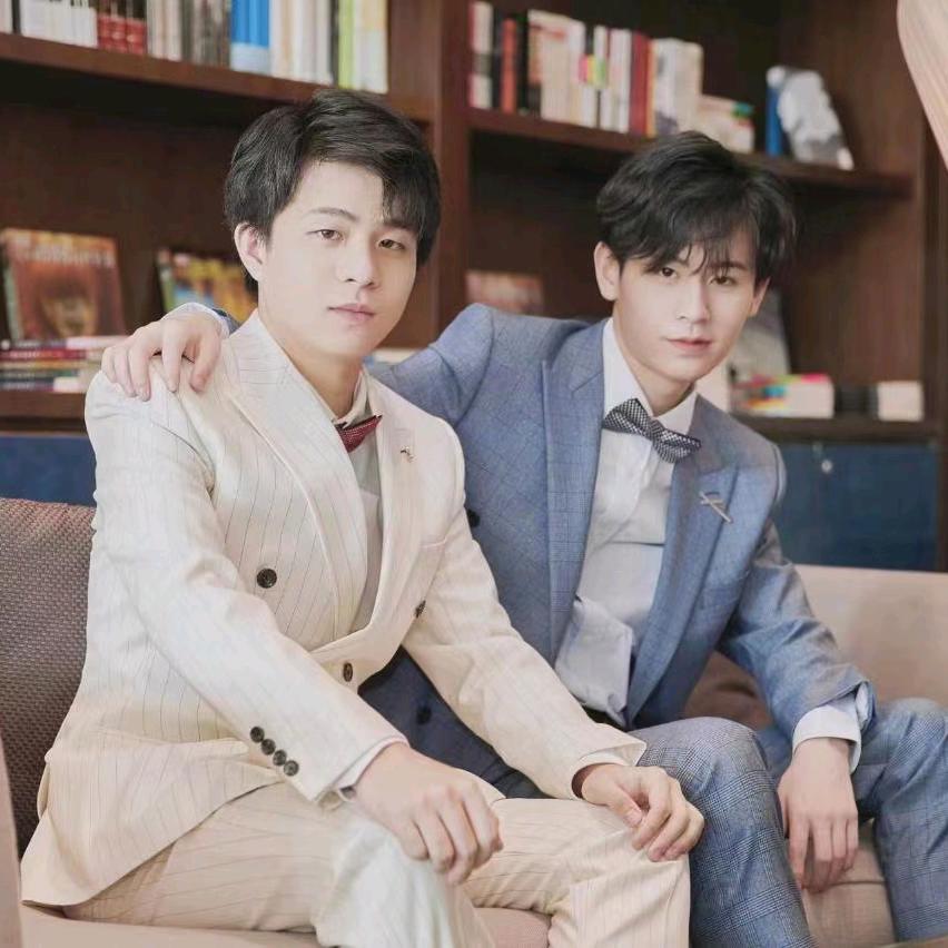 桃桃酷酷百年好合