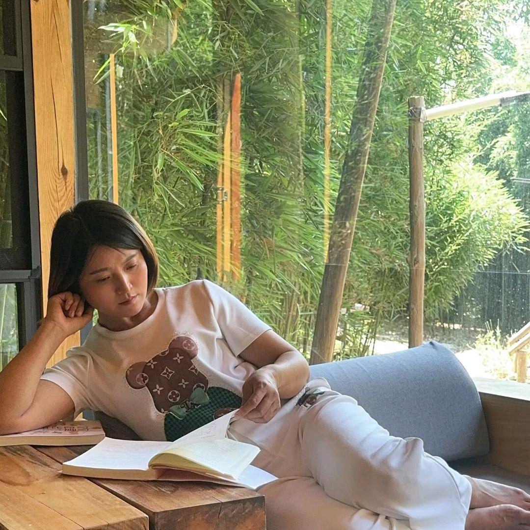 柿子读书小号1（柿子读书21.20开播)