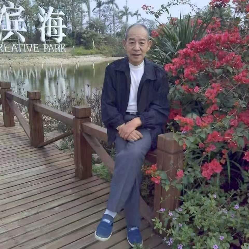 张诗武，