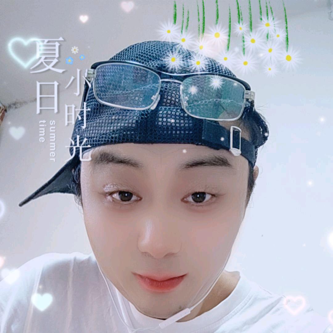 红伟装饰