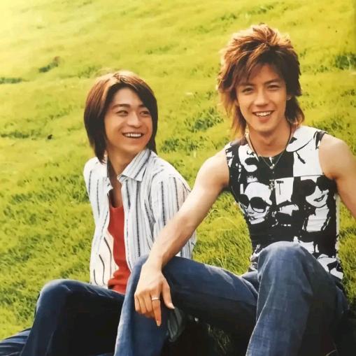 半夜肘出疯人院