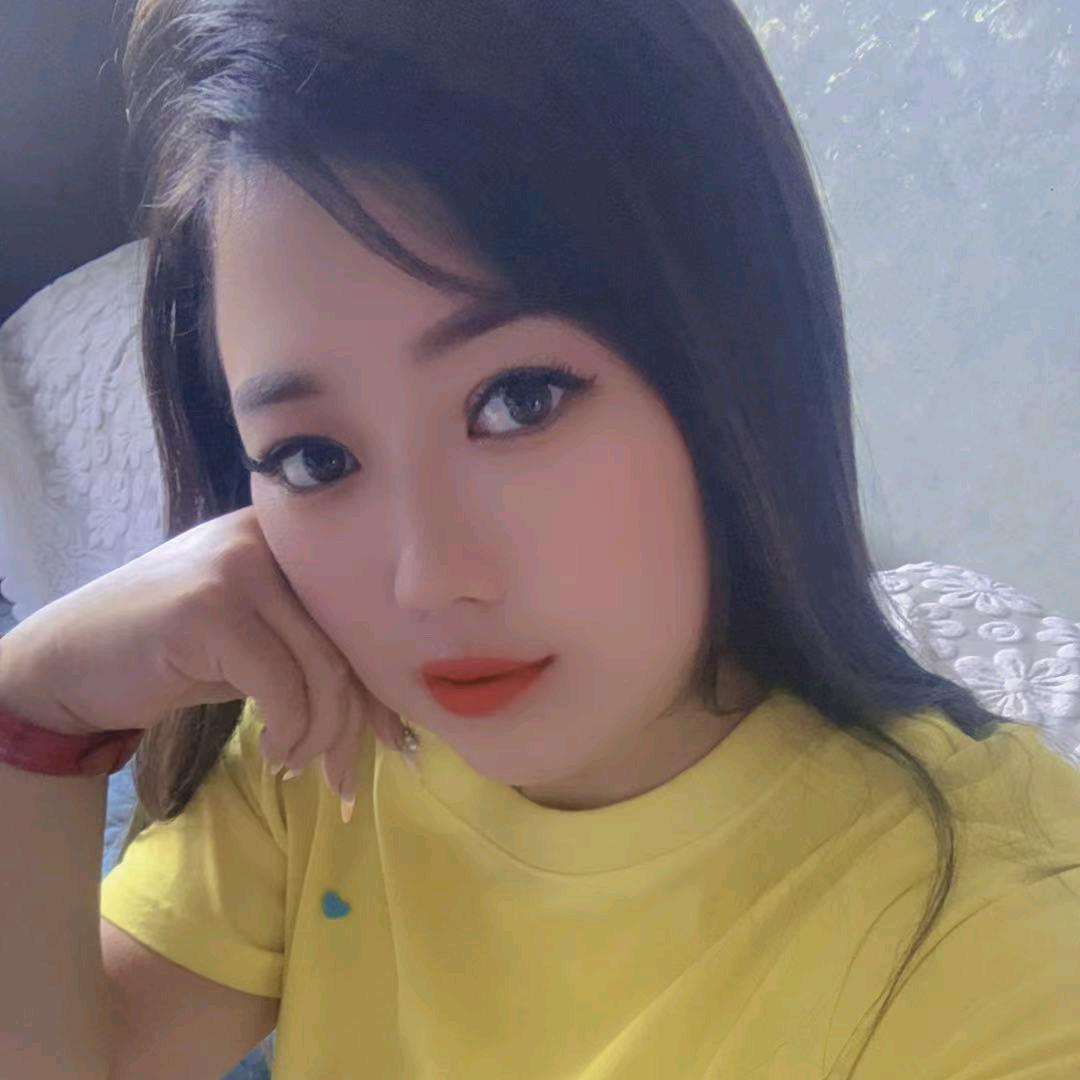 梅梅是个小胖丫