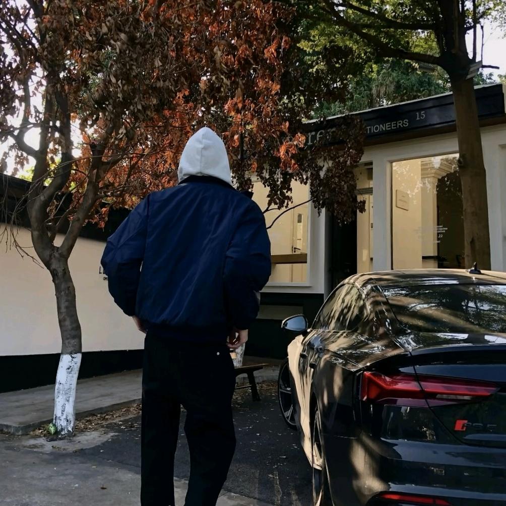 浪漫留在奥迪𝑨𝒖𝑫𝒊