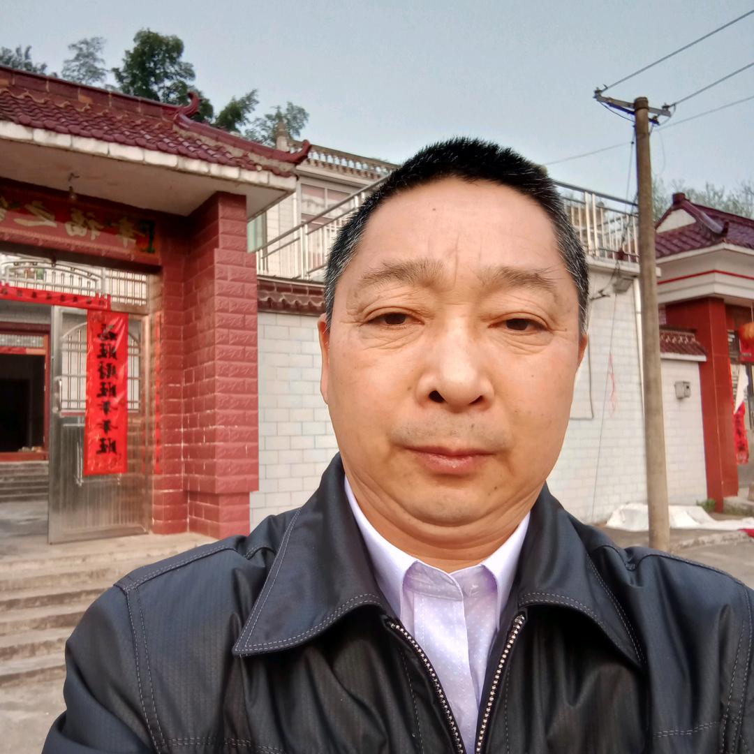 人在云上行