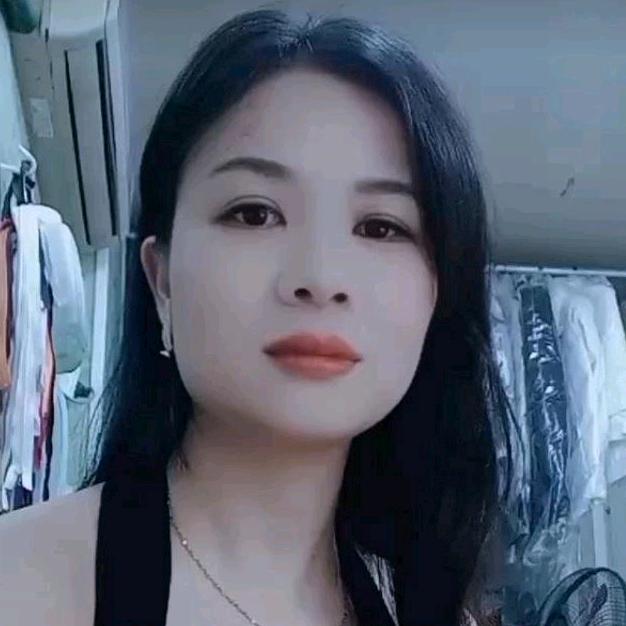 雁雁修改衣服