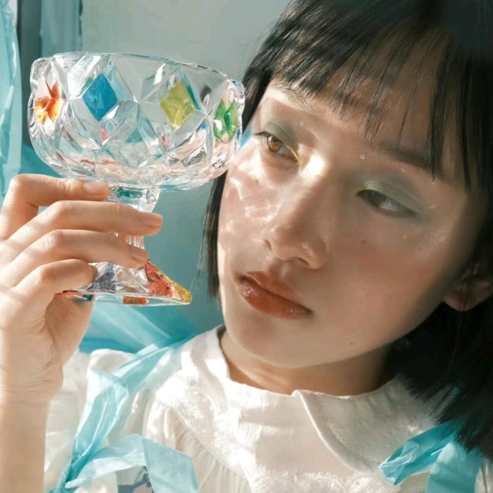 悲伤的彩色番茄🍅