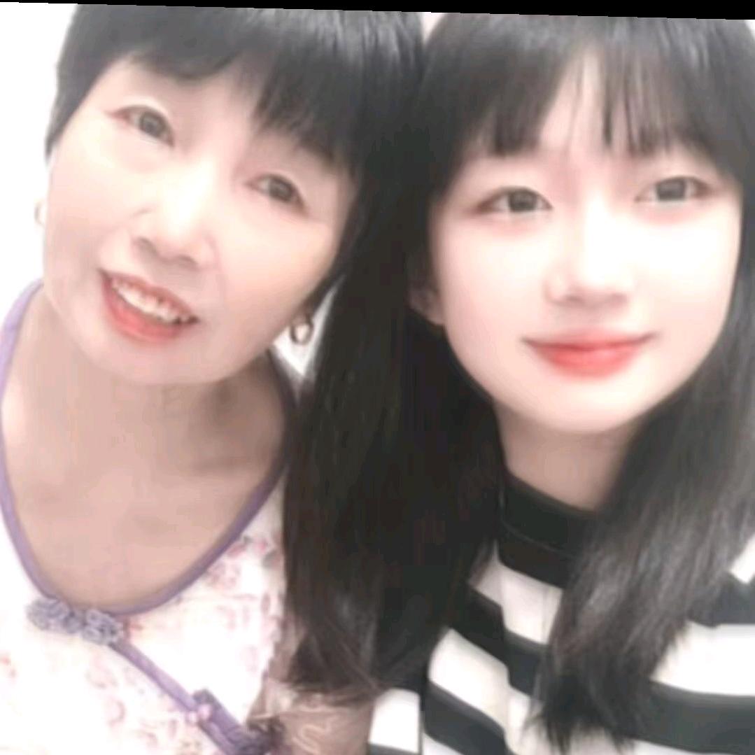 潘潘一家人