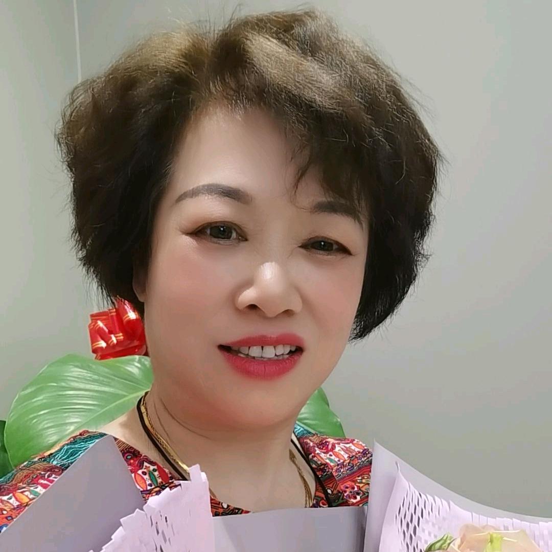 大新县掌上明珠家具—蔡姐