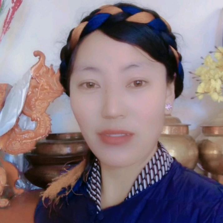 火星少年华晨宇。