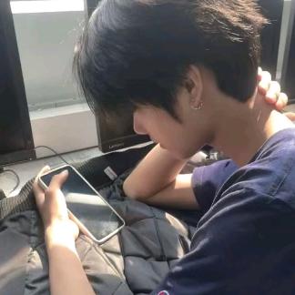 元