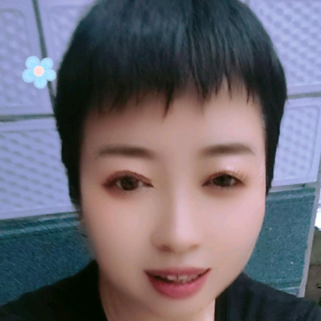 侯俊霞
