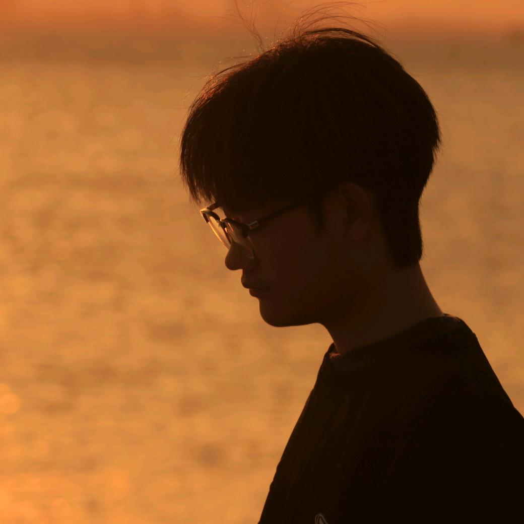 一个不得志的草包