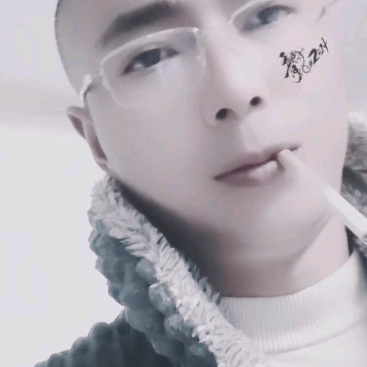 肖子哥。