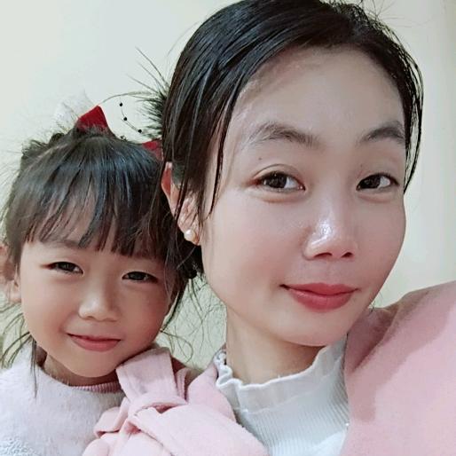 莹彩飞扬