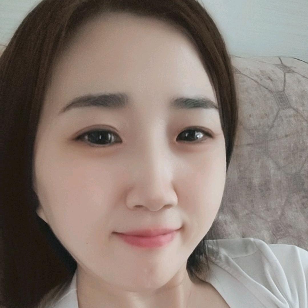 娜筆小芯