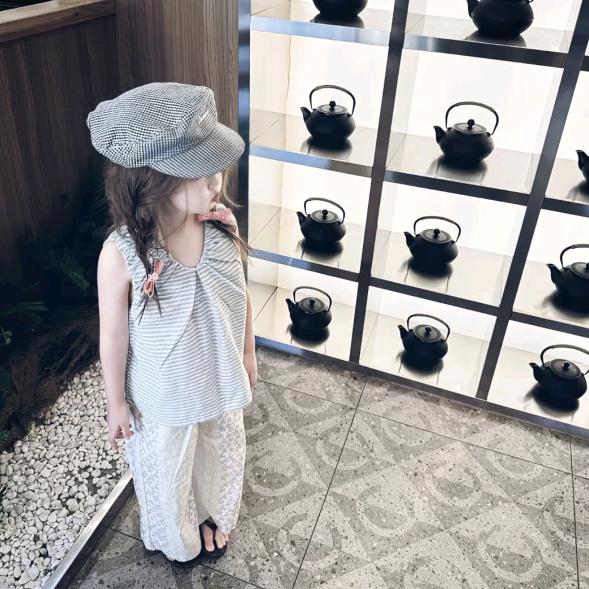 总而言之我十分可爱.