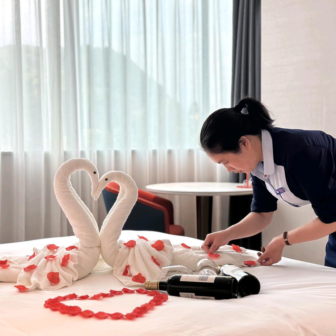 舒海群（巴中希尔顿花园酒店）