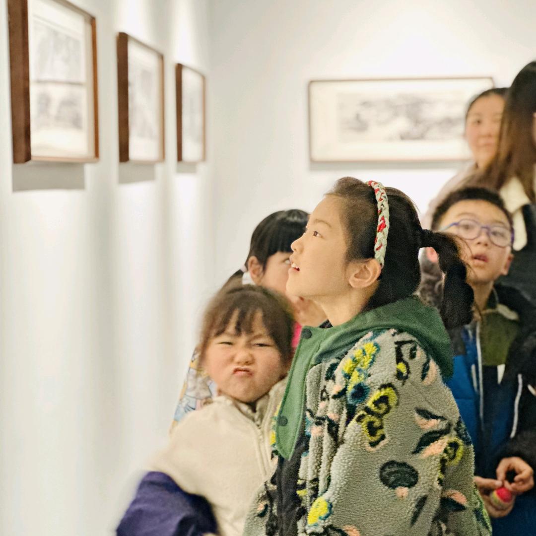 陪娃长大 的社长