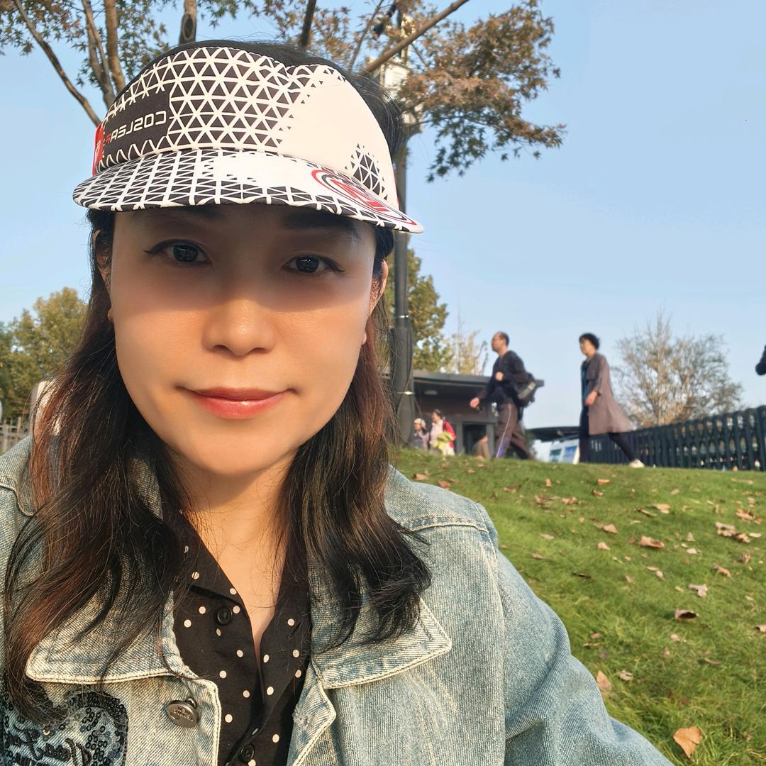 爱康养旅居的潇洒姐