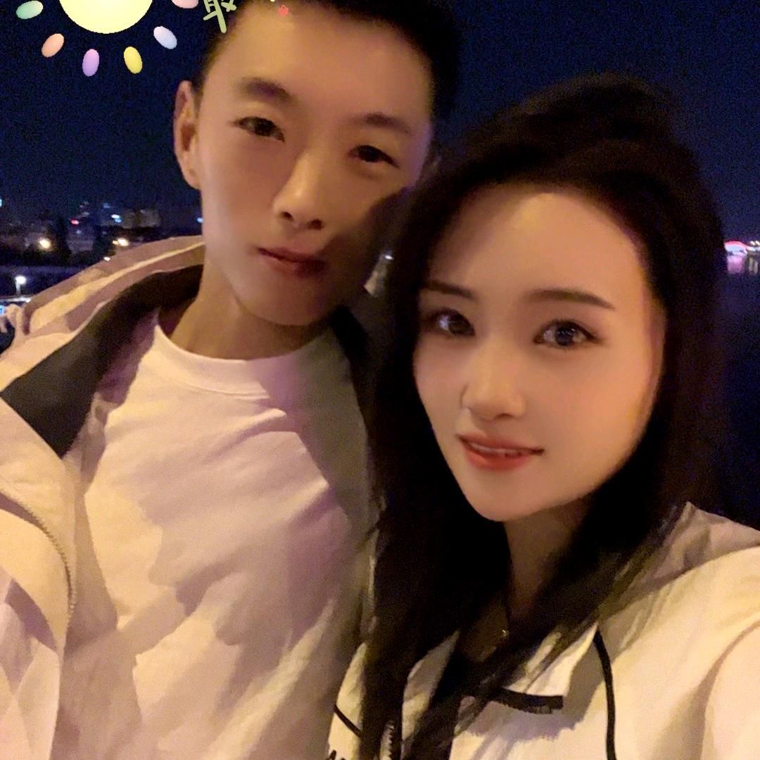 项城ι秘制香酥蚂蚱