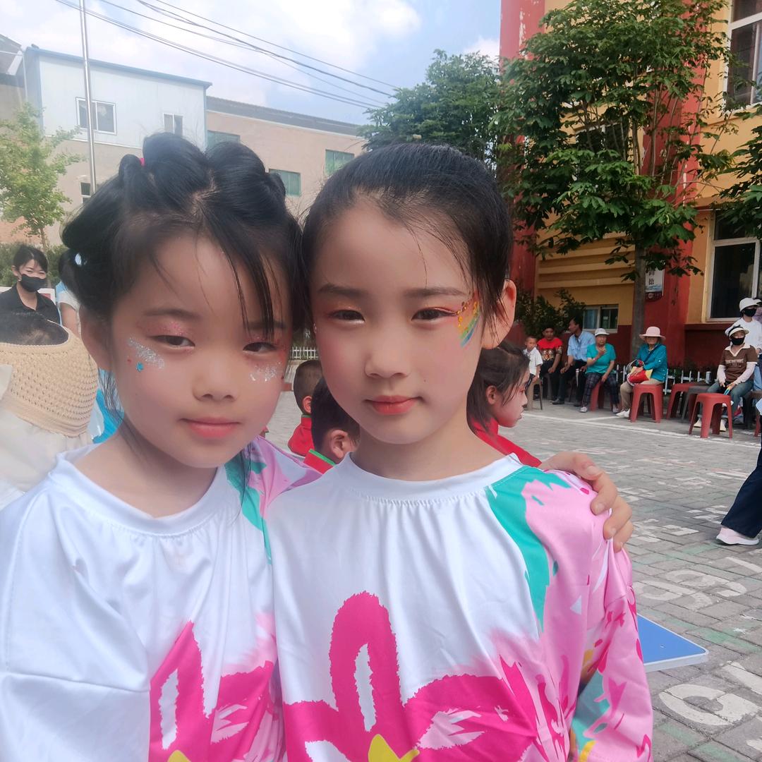 石柱吉祥鼓舞队马莉综合商店