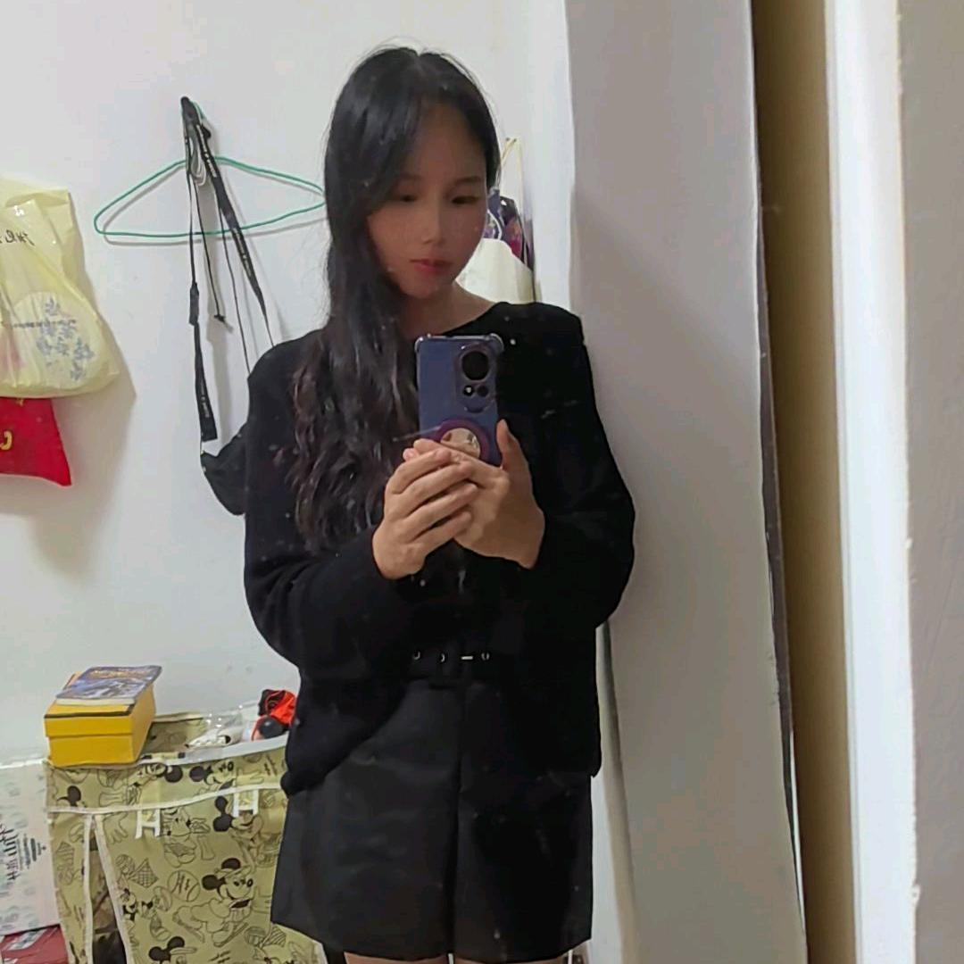 長髮飄飄的女漢子