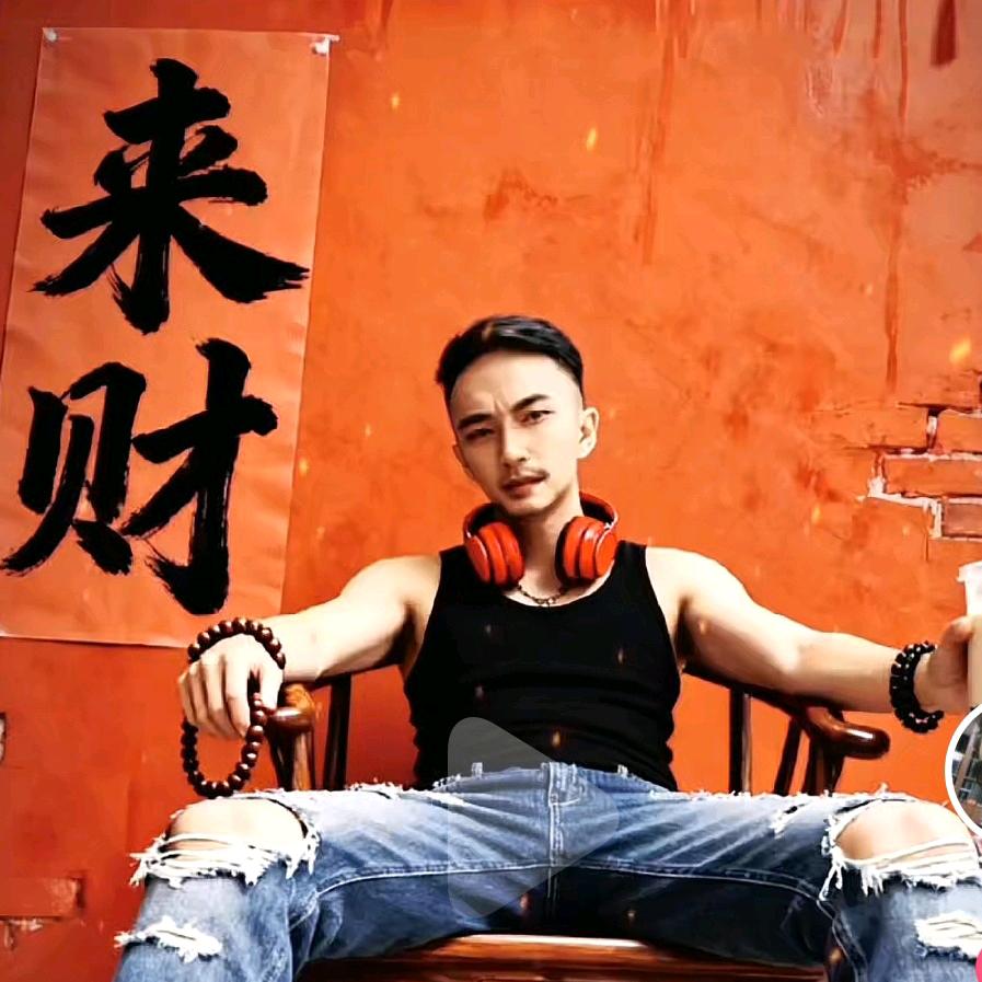 云南春亮哥