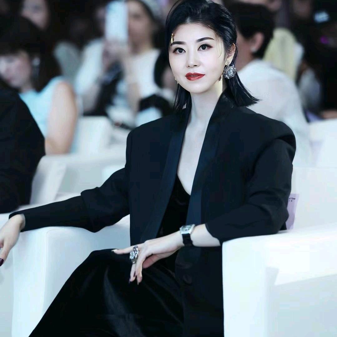 陈爱静