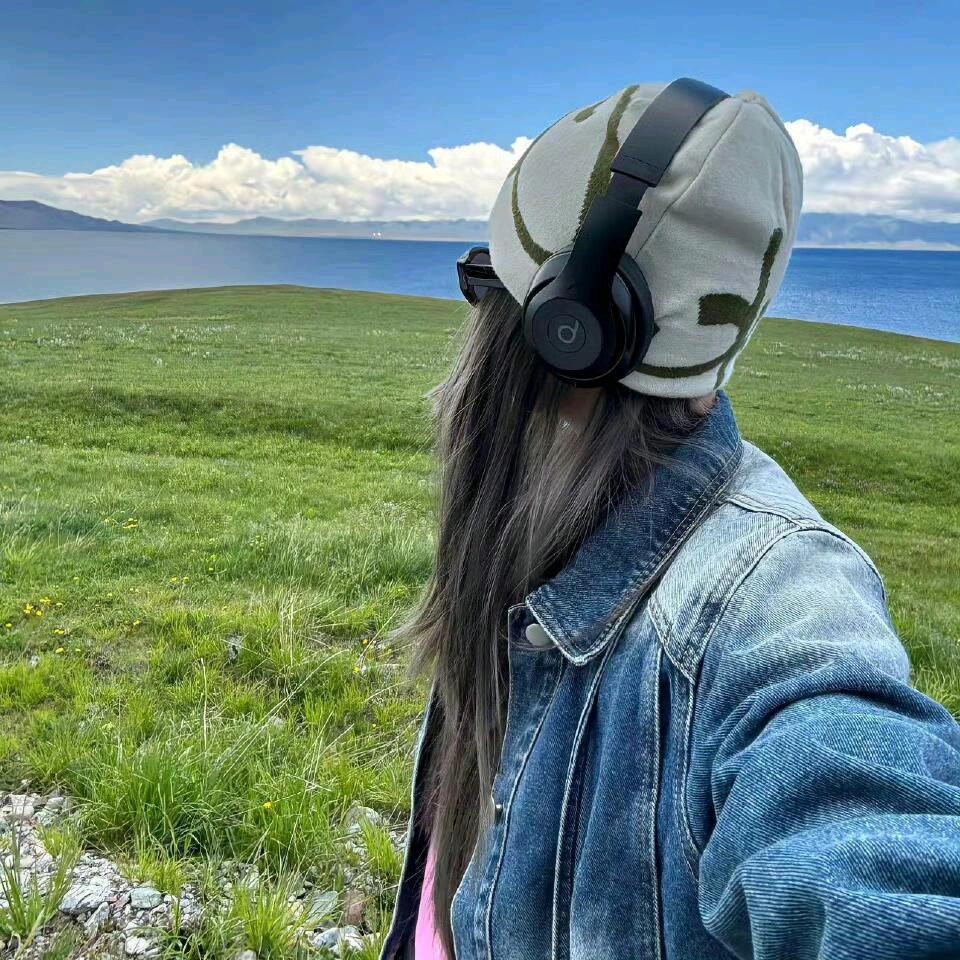蓝途文化小张