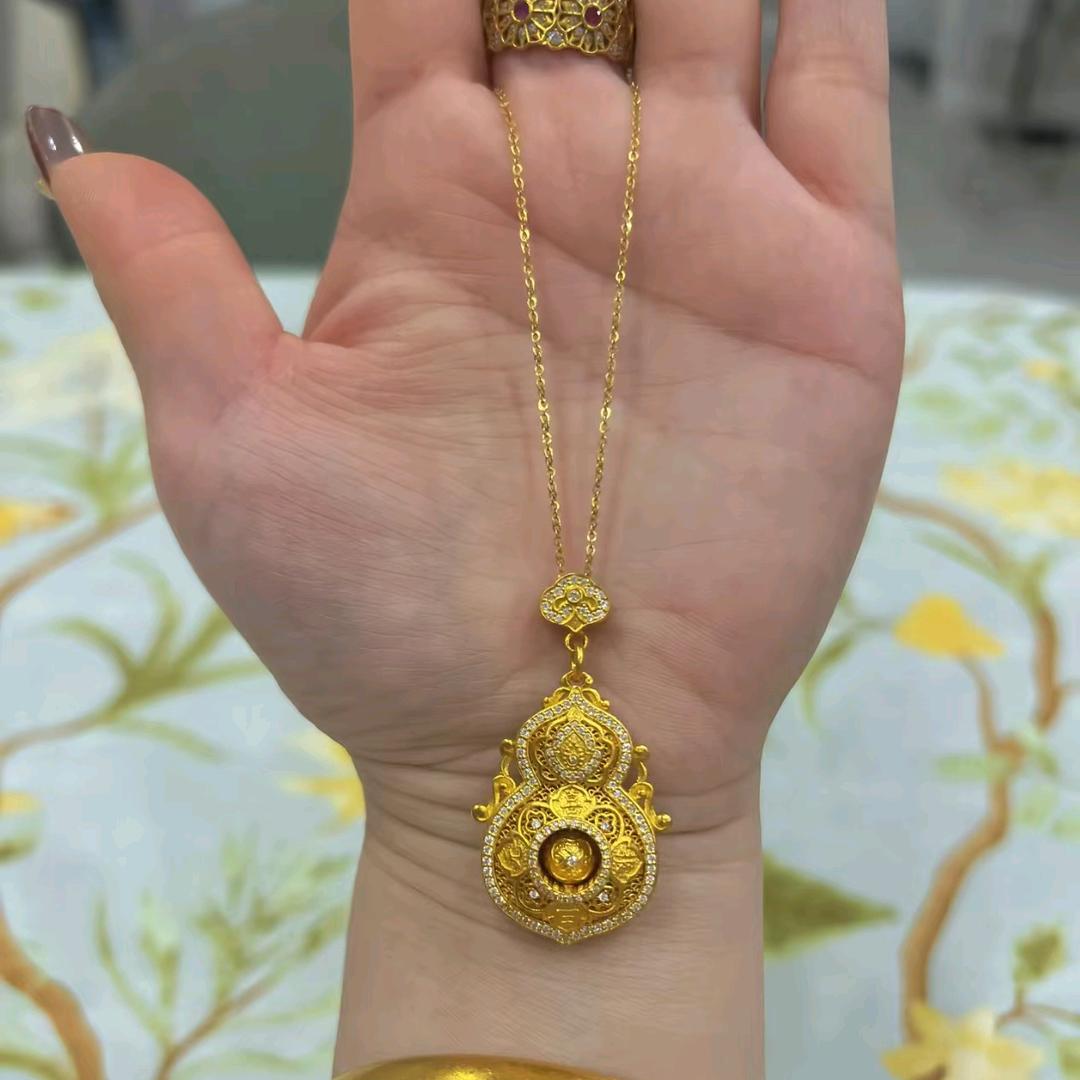 一枚小🉑爱  👧🍒